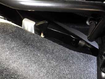 TOYOTA VITZ 2017 Image 17