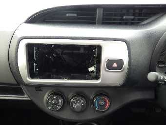 TOYOTA VITZ 2016 Image 7