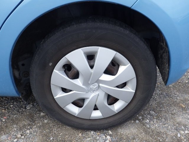 TOYOTA VITZ 2016 Image 33