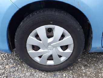 TOYOTA VITZ 2016 Image 21