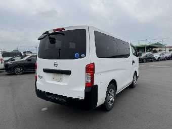 NISSAN NV350 CARAVAN WAGON 2016 Image 3