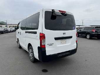 NISSAN NV350 CARAVAN WAGON 2016 Image 4