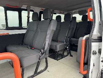 NISSAN NV350 CARAVAN WAGON 2016 Image 7