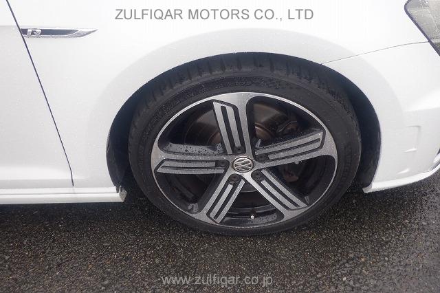 VOLKSWAGEN GOLF R 2015 Image 30