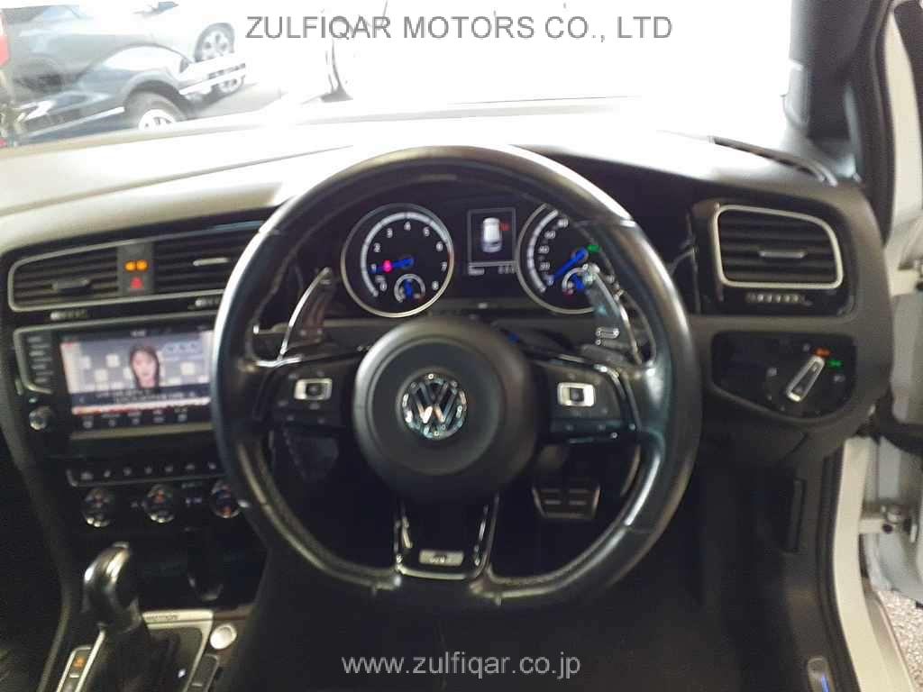 VOLKSWAGEN GOLF R 2015 Image 7