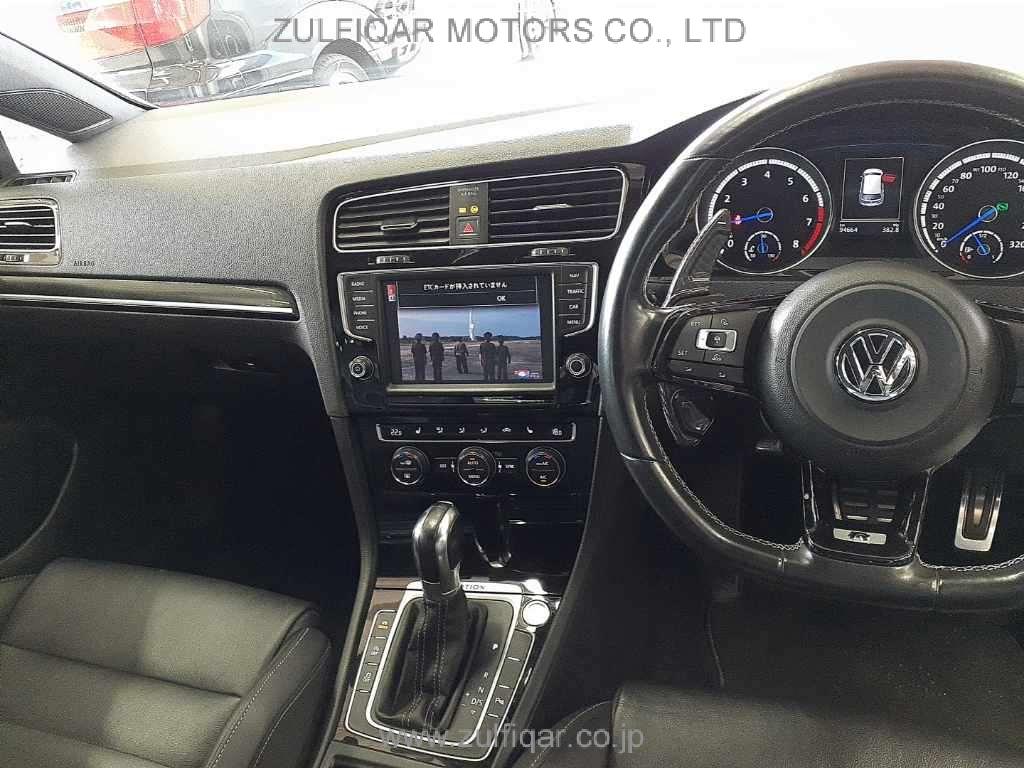 VOLKSWAGEN GOLF R 2015 Image 9