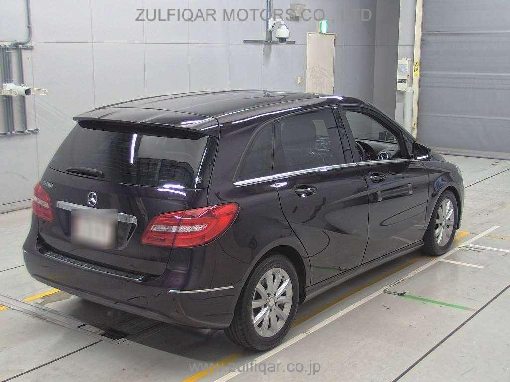 MERCEDES BENZ B CLASS 2013 Image 2