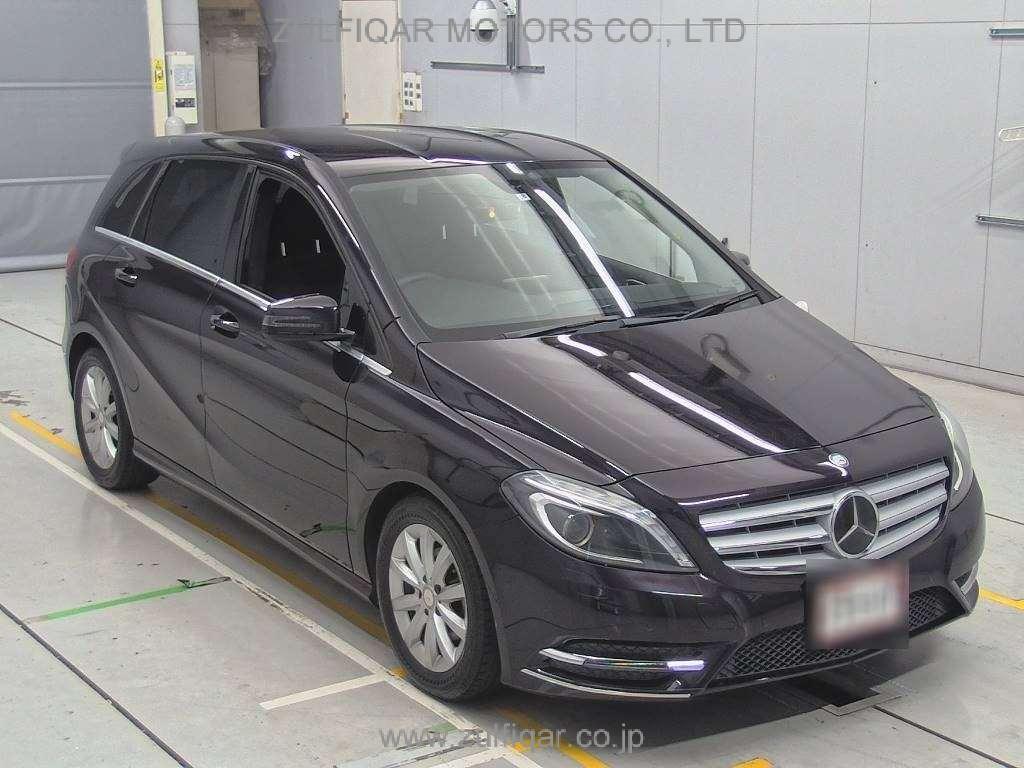 MERCEDES BENZ B CLASS 2013 Image 5