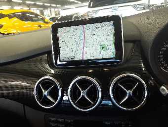 MERCEDES BENZ B CLASS 2013 Image 10