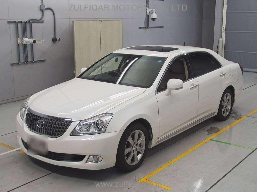 TOYOTA CROWN MAJESTA 2009 Image 1