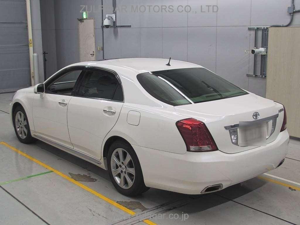 TOYOTA CROWN MAJESTA 2009 Image 6