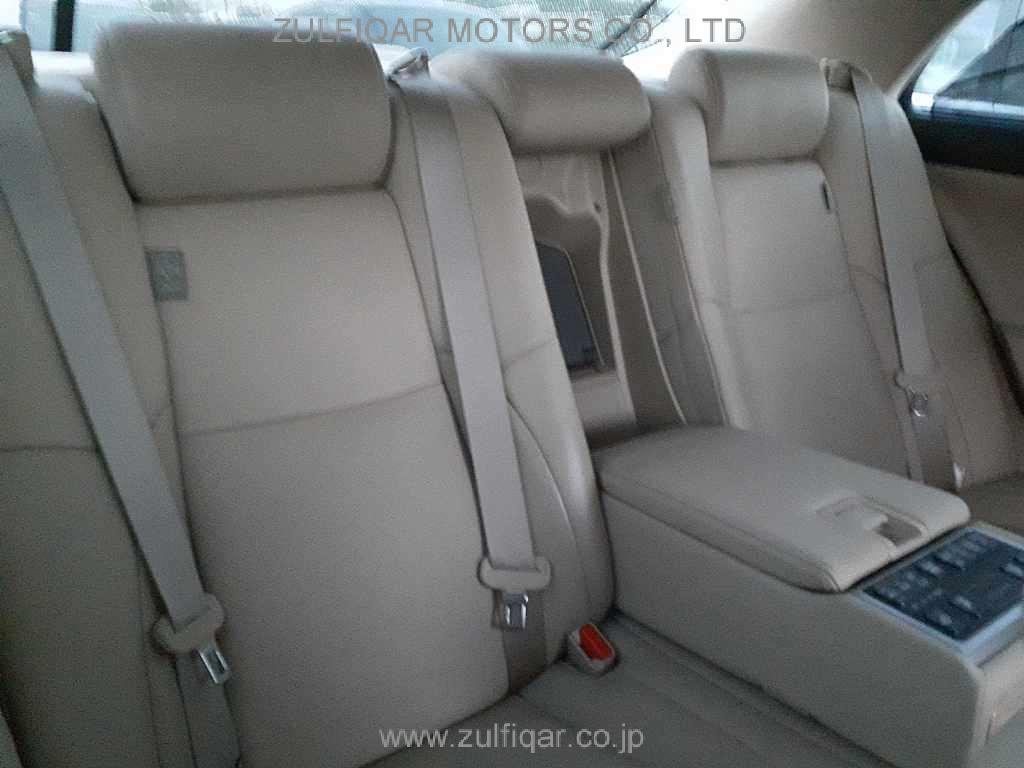 TOYOTA CROWN MAJESTA 2009 Image 9