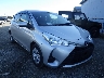 TOYOTA VITZ 2017 Image 12