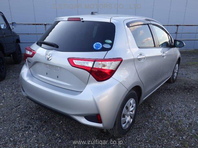 TOYOTA VITZ 2017 Image 21