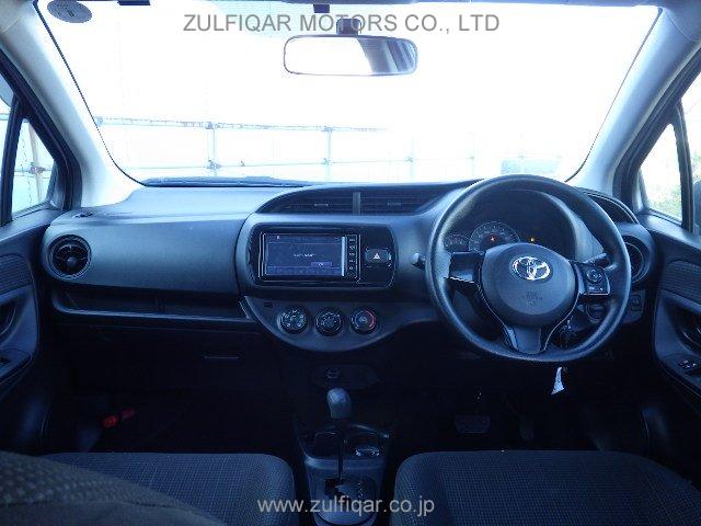 TOYOTA VITZ 2017 Image 22