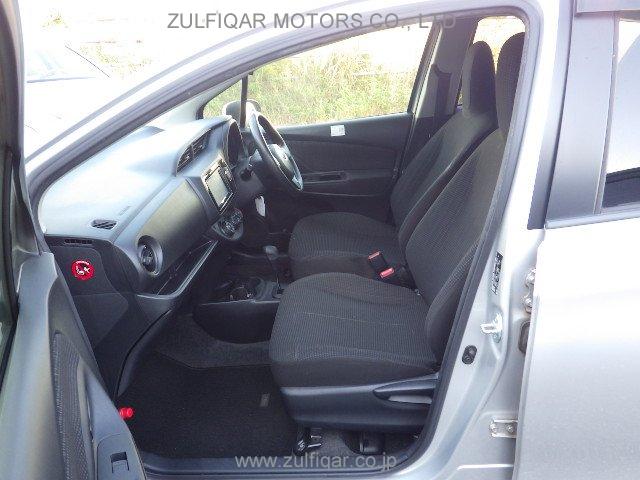 TOYOTA VITZ 2017 Image 28