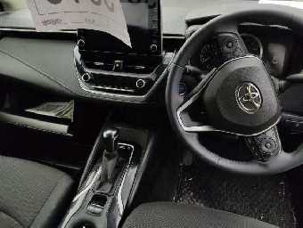 TOYOTA COROLLA TOURING 2020 Image 6