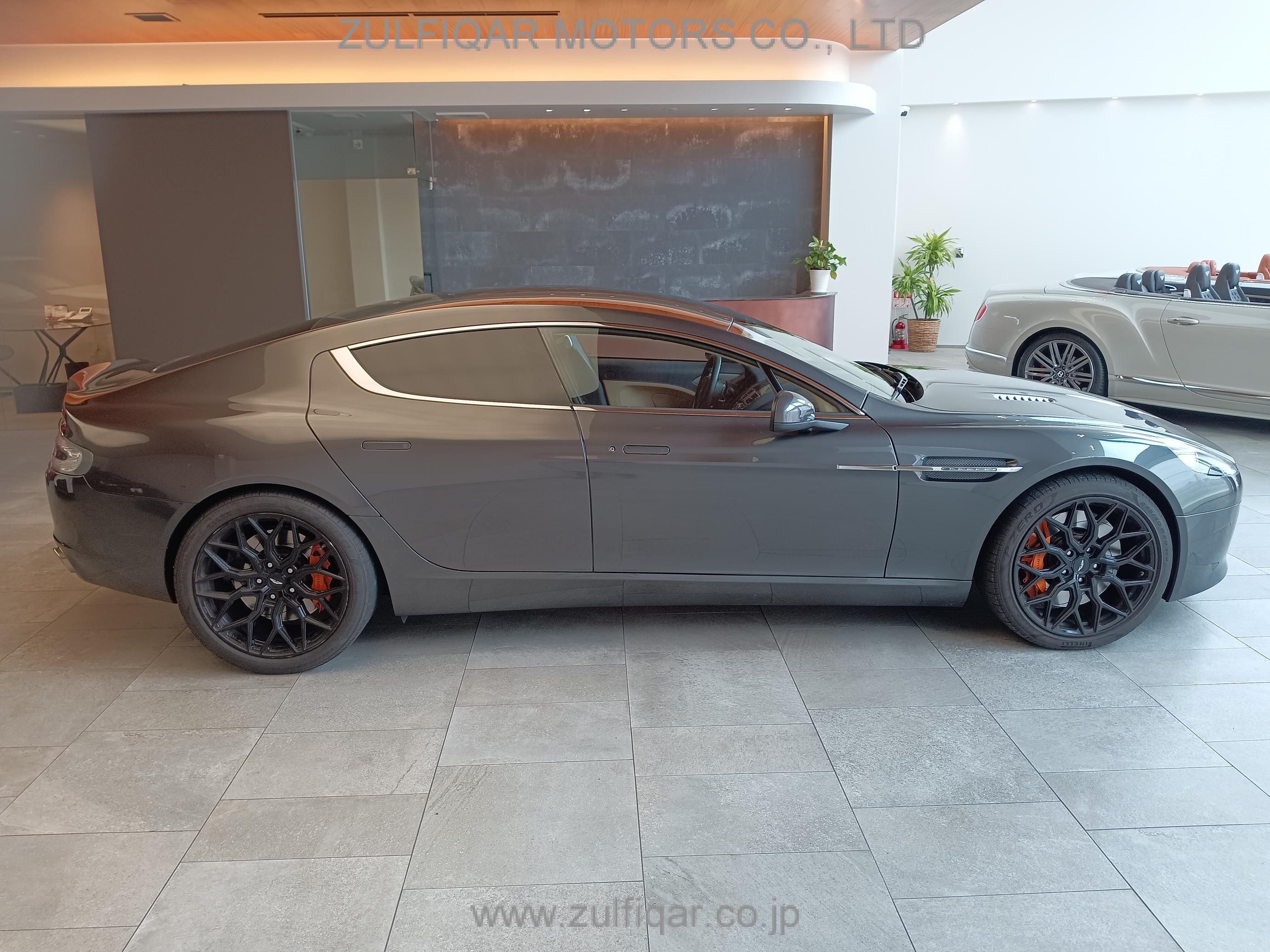 ASTON MARTIN RAPIDE 2013 Image 4