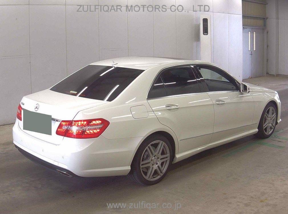 MERCEDES BENZ E CLASS 2010 Image 4