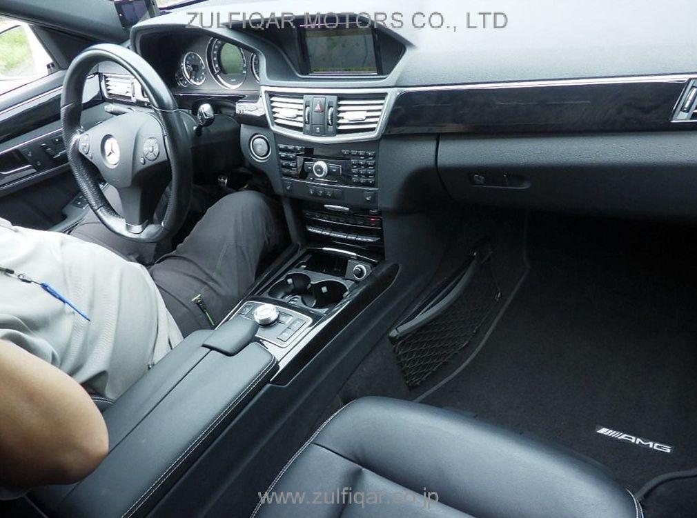 MERCEDES BENZ E CLASS 2010 Image 5