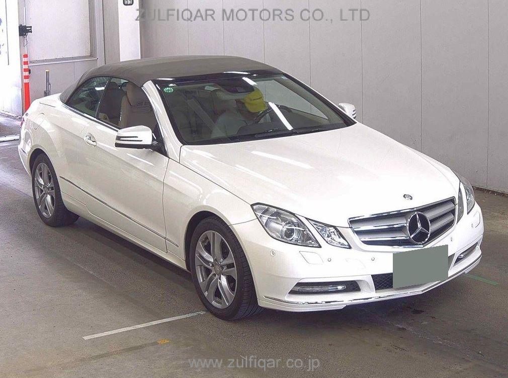 MERCEDES BENZ E CLASS 2011 Image 2