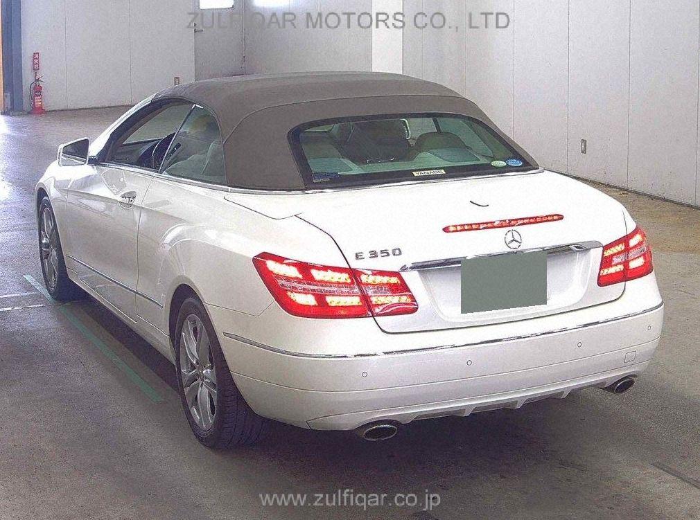 MERCEDES BENZ E CLASS 2011 Image 3