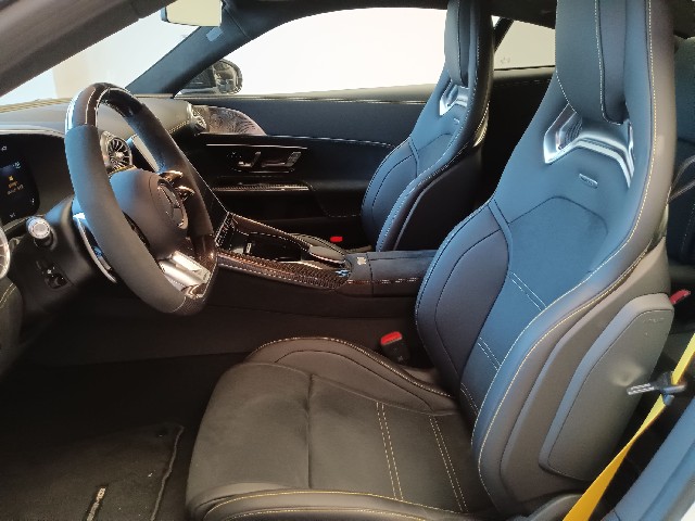 MERCEDES AMG GT 2024 Image 26