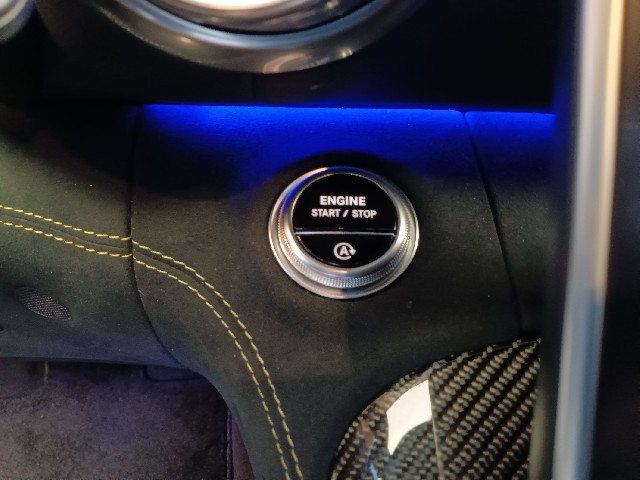 MERCEDES AMG GT 2024 Image 47