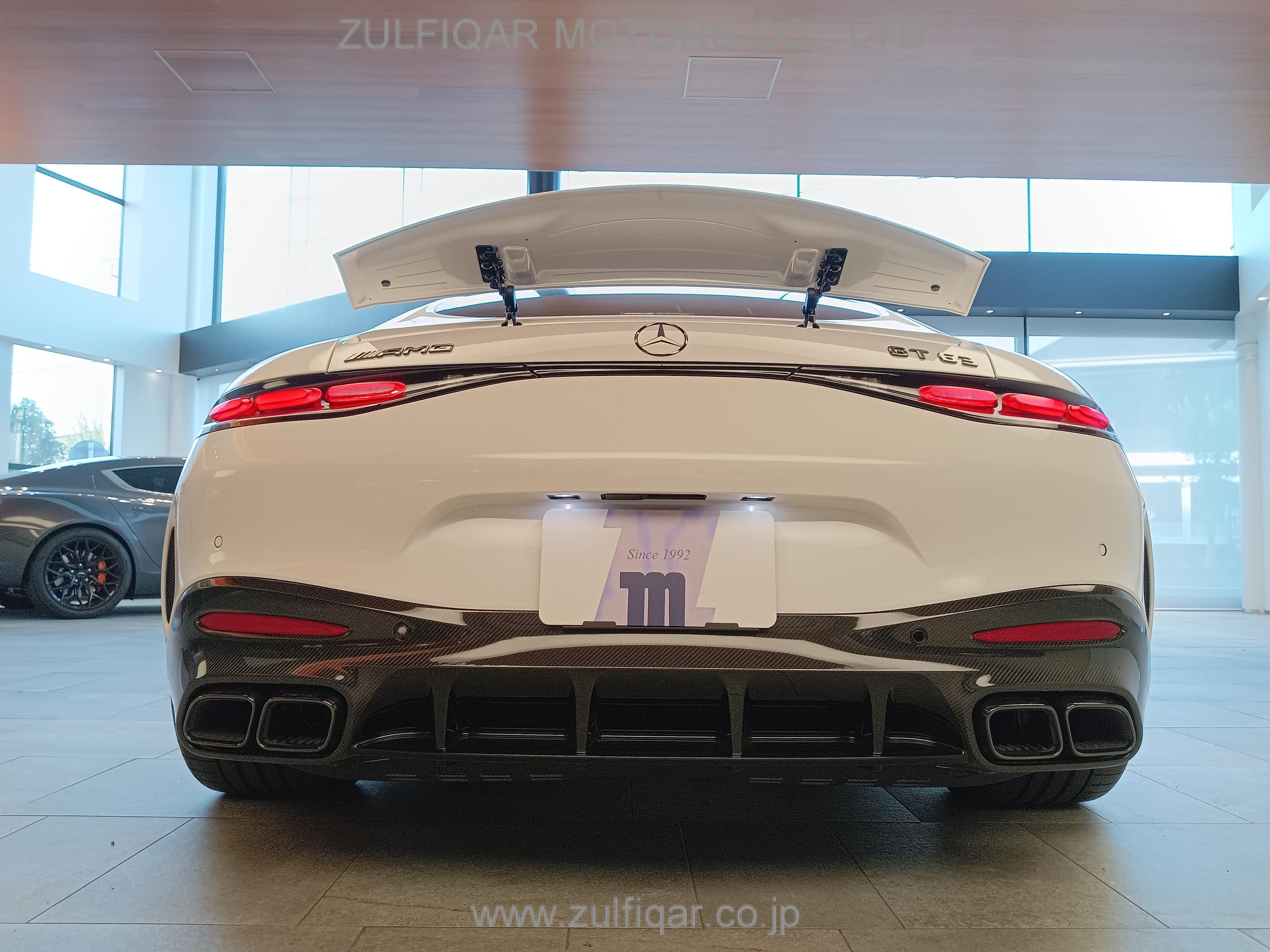 MERCEDES AMG GT 2024 Image 60