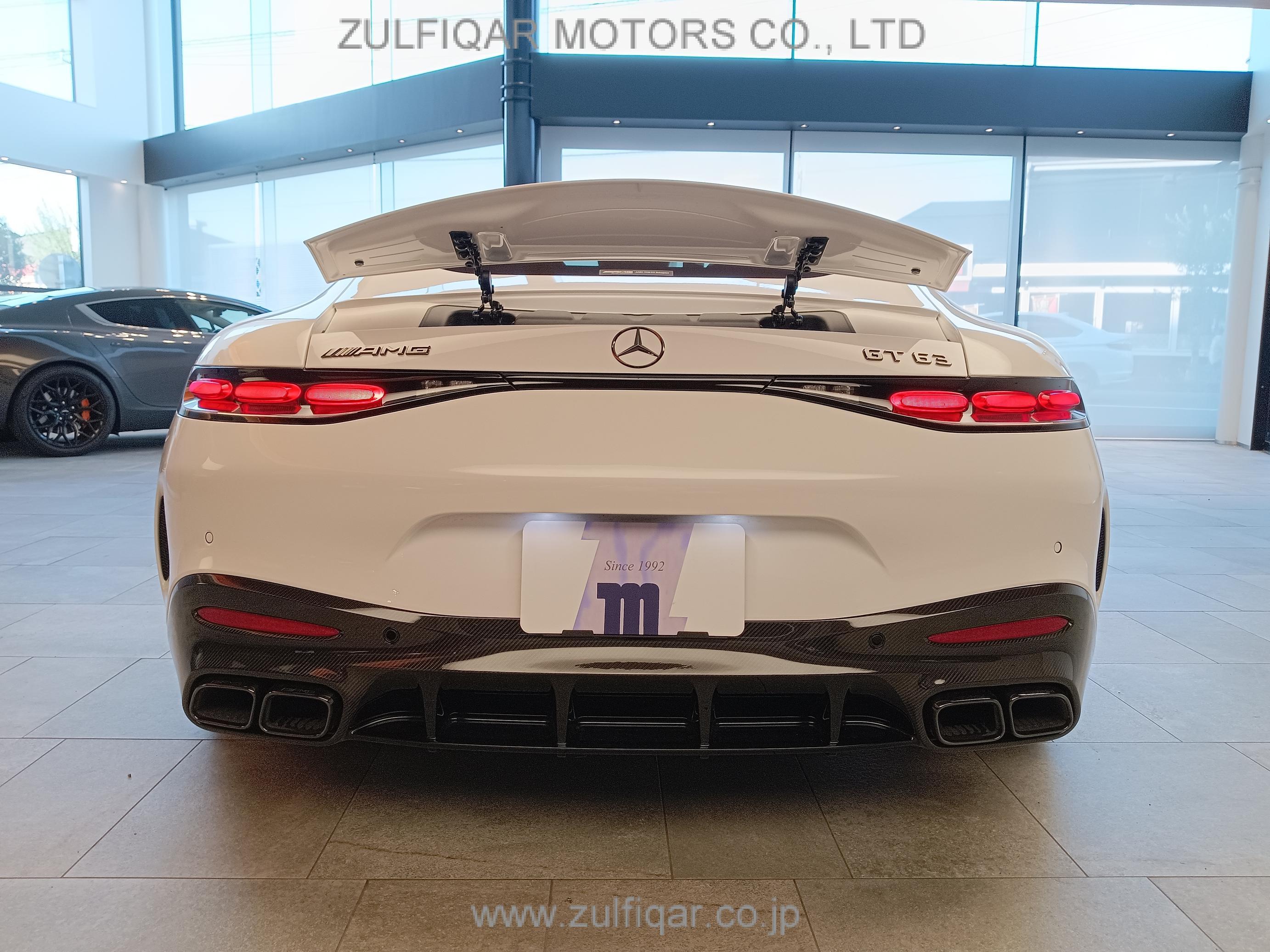 MERCEDES AMG GT 2024 Image 61