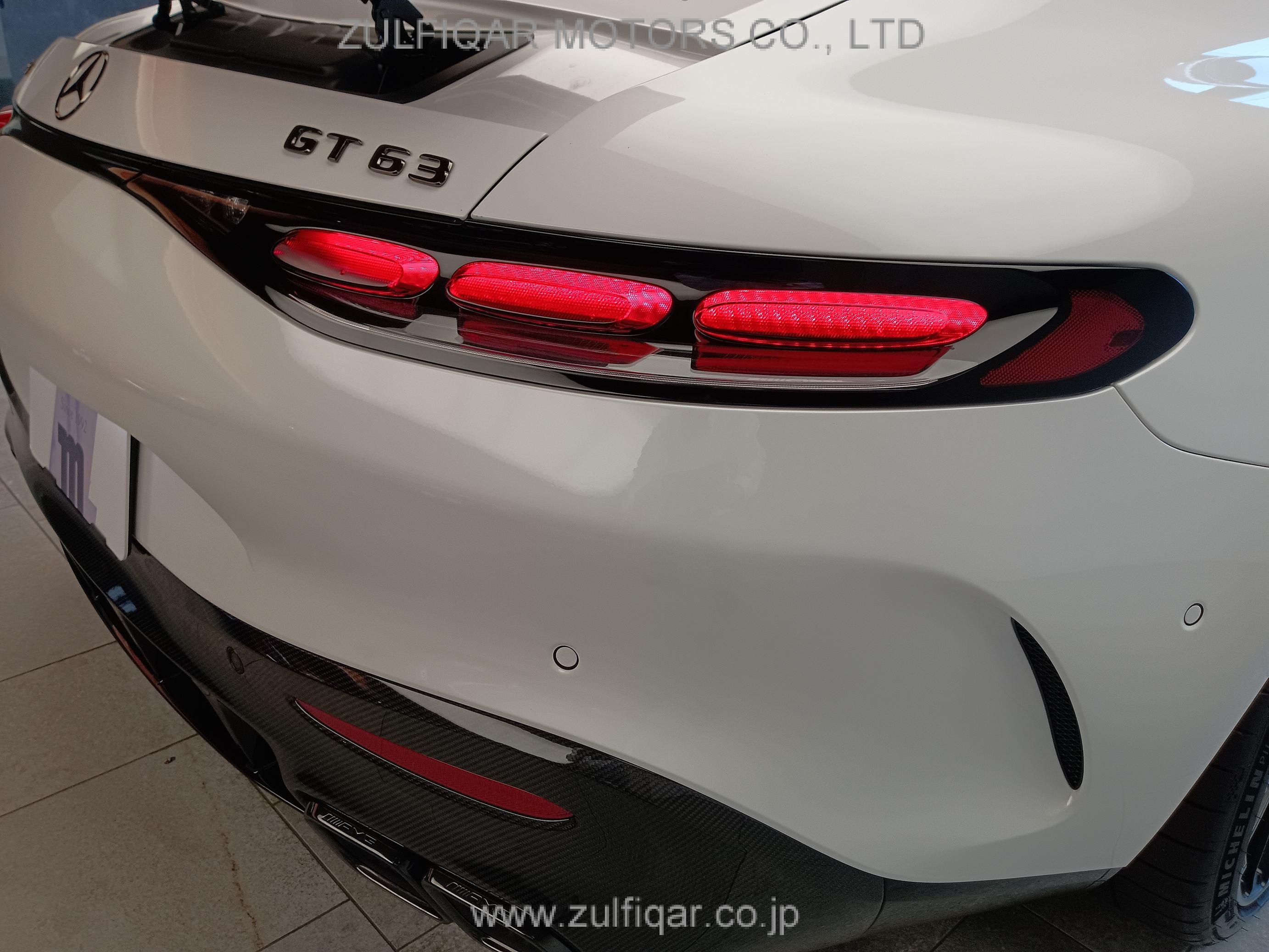 MERCEDES AMG GT 2024 Image 62