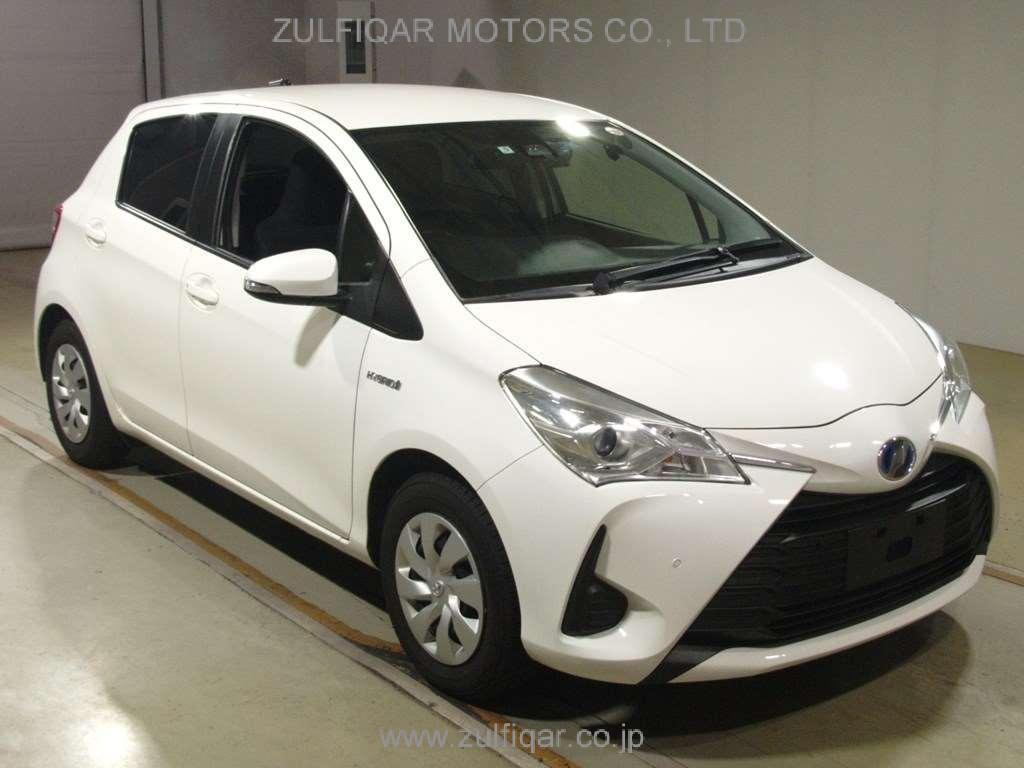 TOYOTA VITZ 2019 Image 3