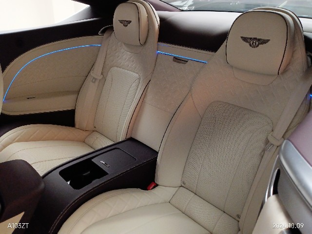 BENTLEY CONTINENTAL 2018 Image 27