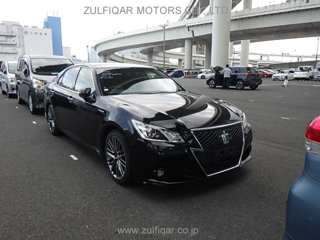 TOYOTA CROWN HYBRID 2014 Image 8