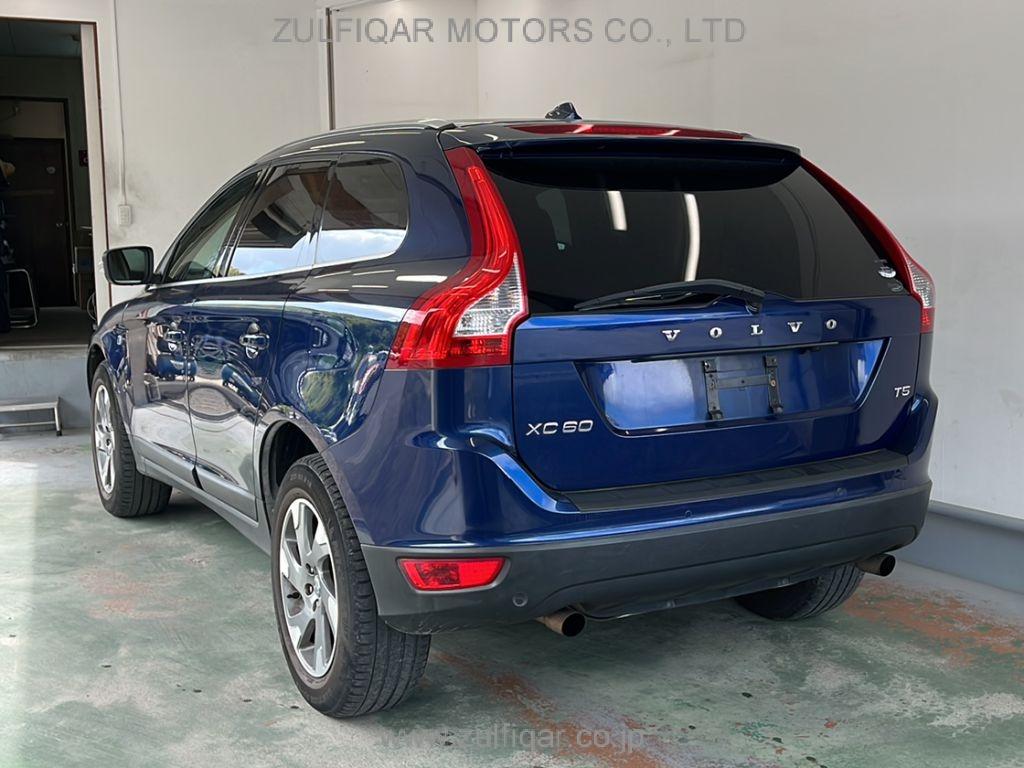 VOLVO XC60 2011 Image 2