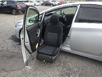 TOYOTA PRIUS 2014 Image 1