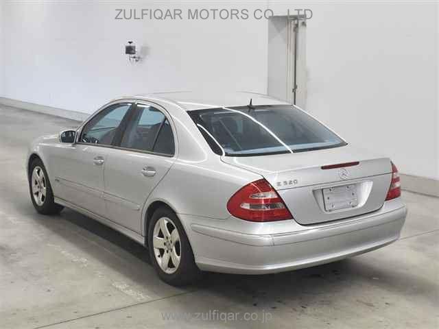 MERCEDES BENZ E CLASS 2003 Image 2