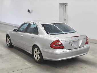 MERCEDES BENZ E CLASS 2003 Image 2