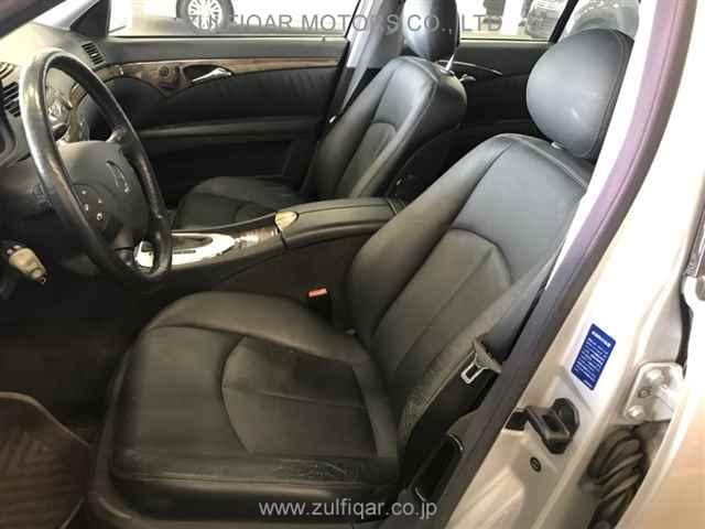 MERCEDES BENZ E CLASS 2003 Image 7