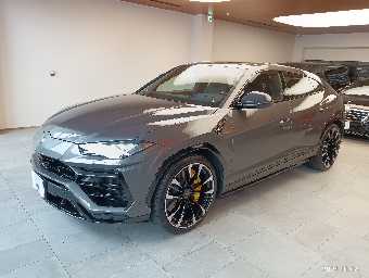 LAMBORGHINI URUS 2022 Image 1