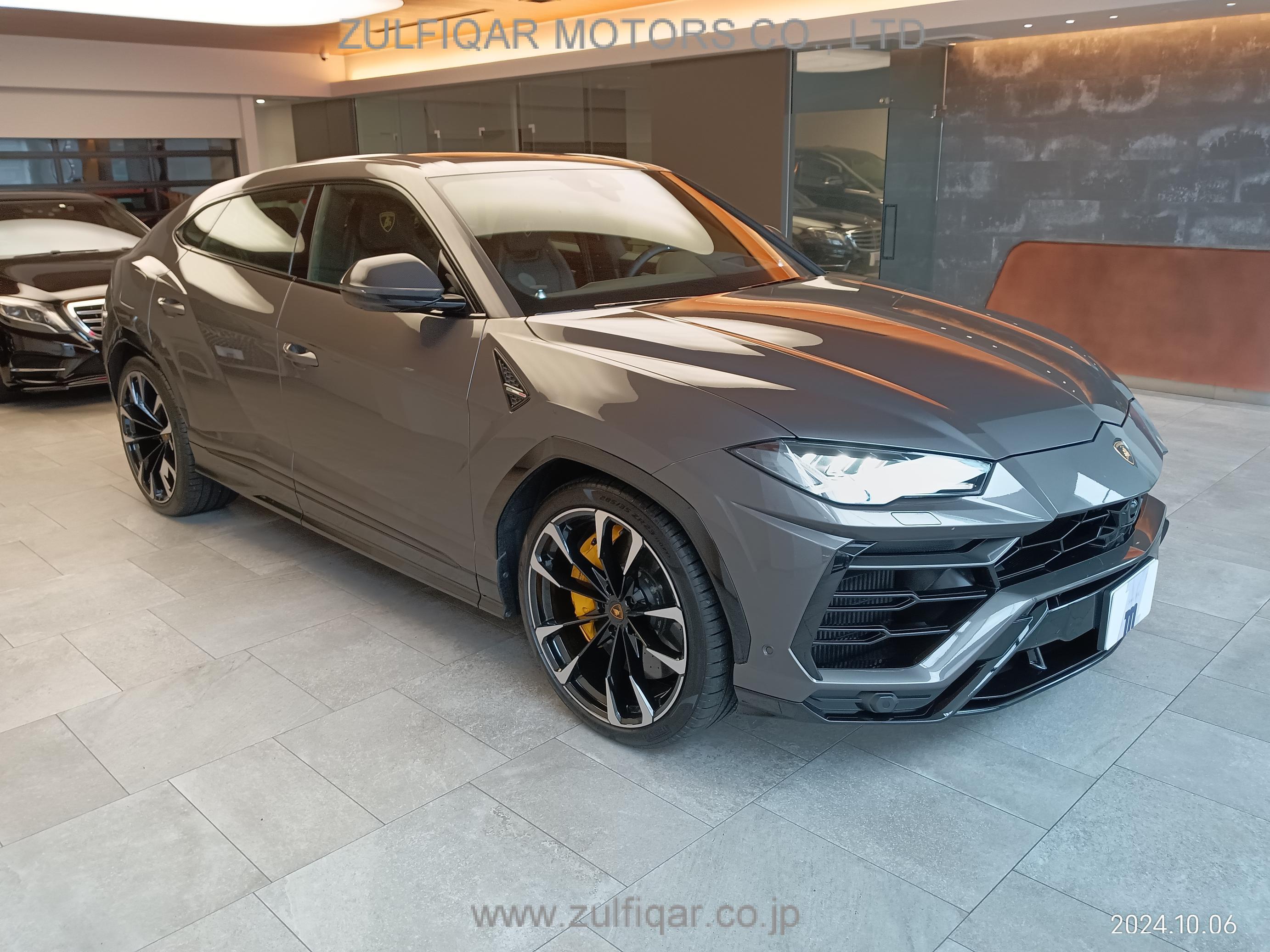 LAMBORGHINI URUS 2022 Image 3