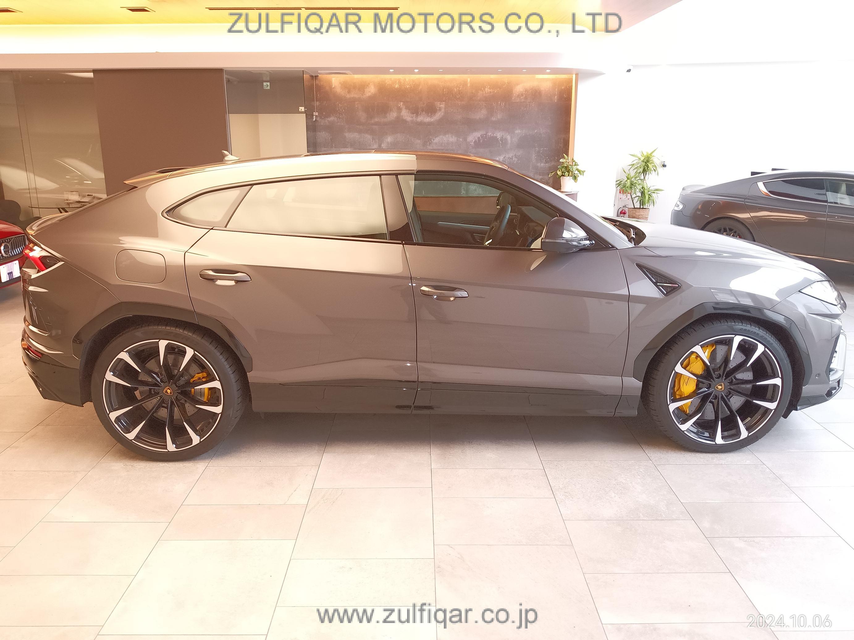 LAMBORGHINI URUS 2022 Image 4