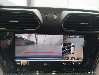 LAMBORGHINI URUS 2022 Image 43