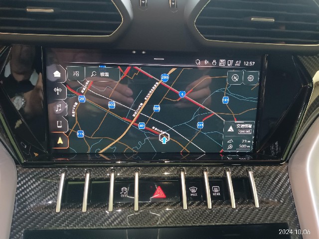 LAMBORGHINI URUS 2022 Image 51