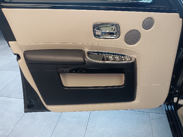 ROLLS ROYCE GHOST 2014 Image 29