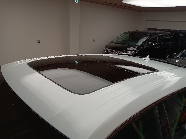 LAMBORGHINI URUS 2023 Image 23