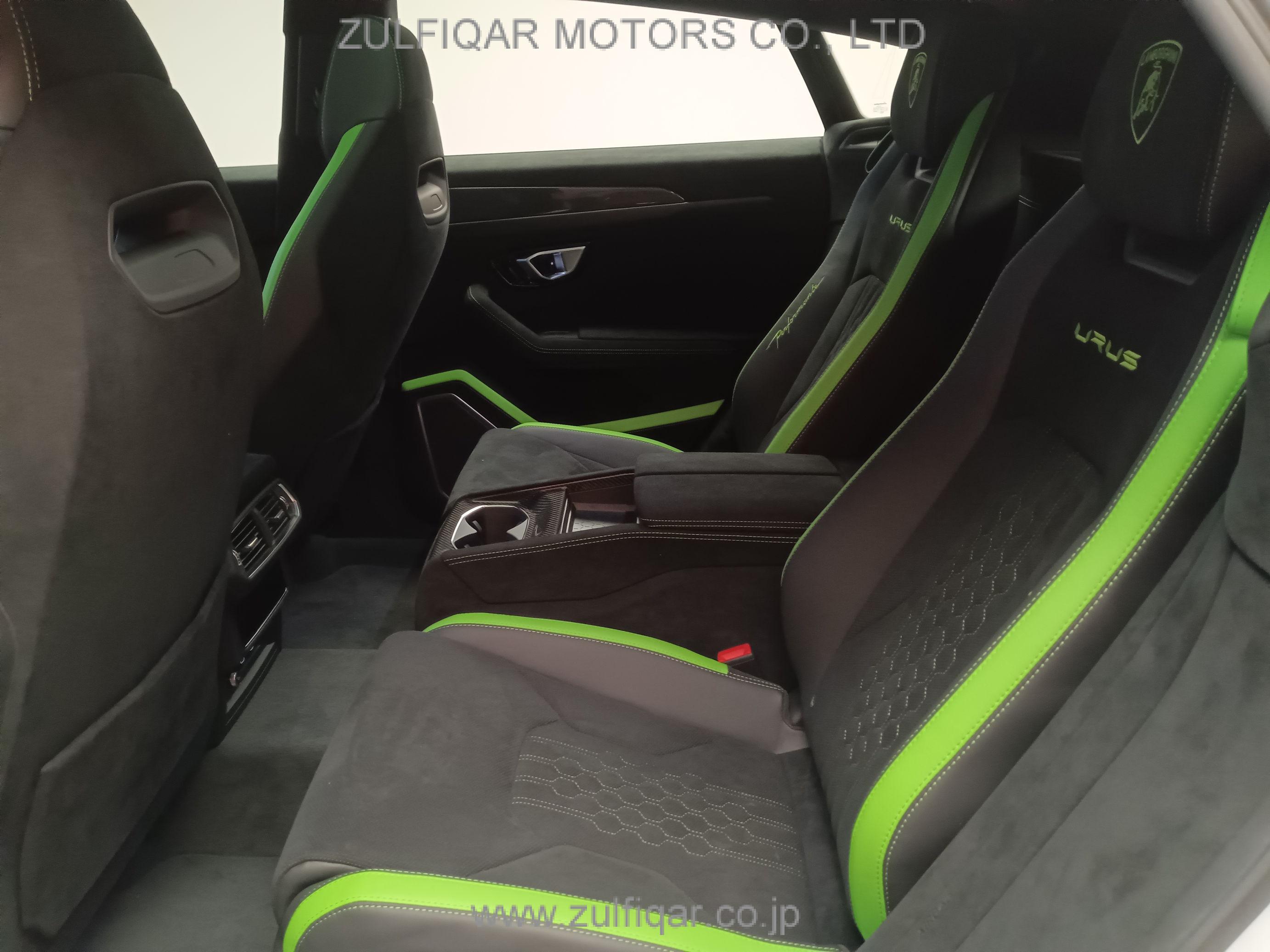 LAMBORGHINI URUS 2023 Image 28