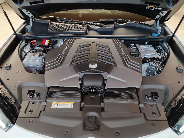 LAMBORGHINI URUS 2023 Image 55