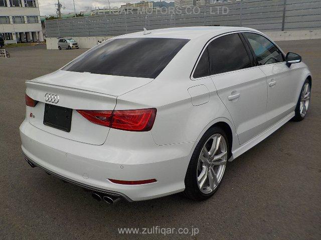 AUDI S3 SEDAN 2014 Image 9