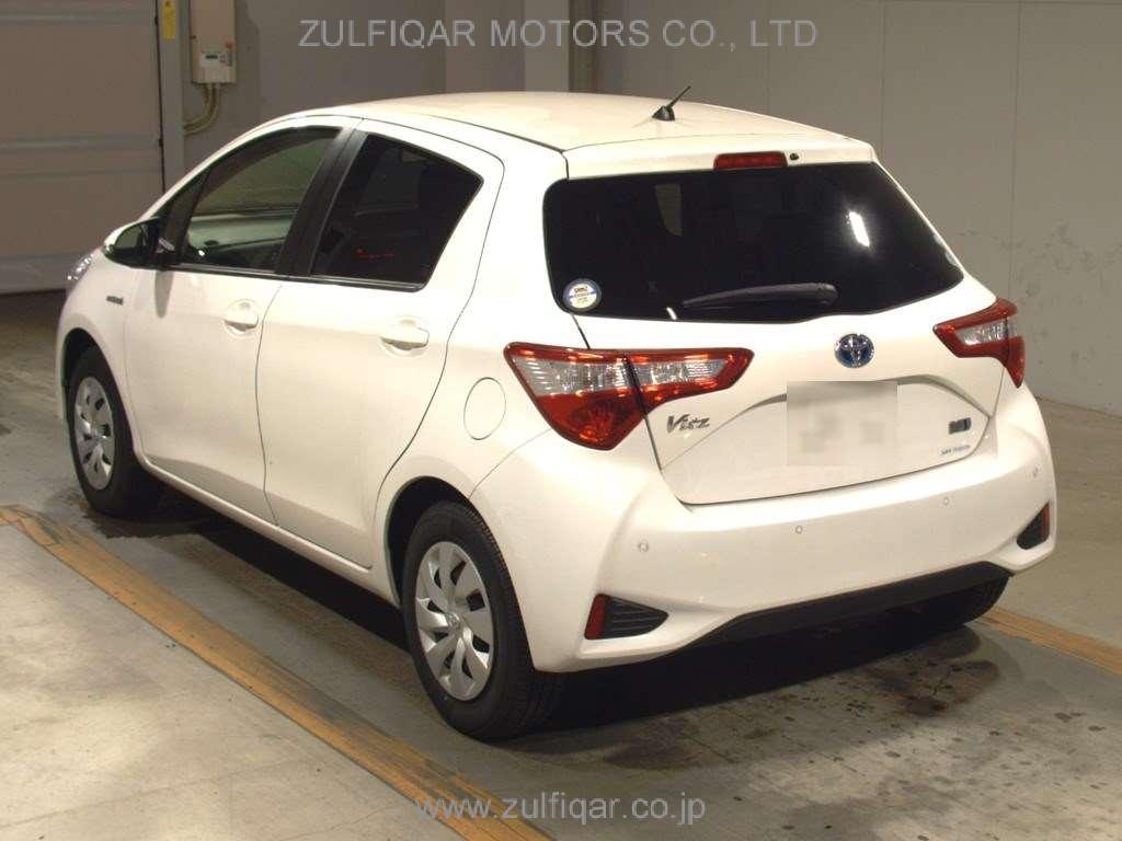 TOYOTA VITZ 2019 Image 4